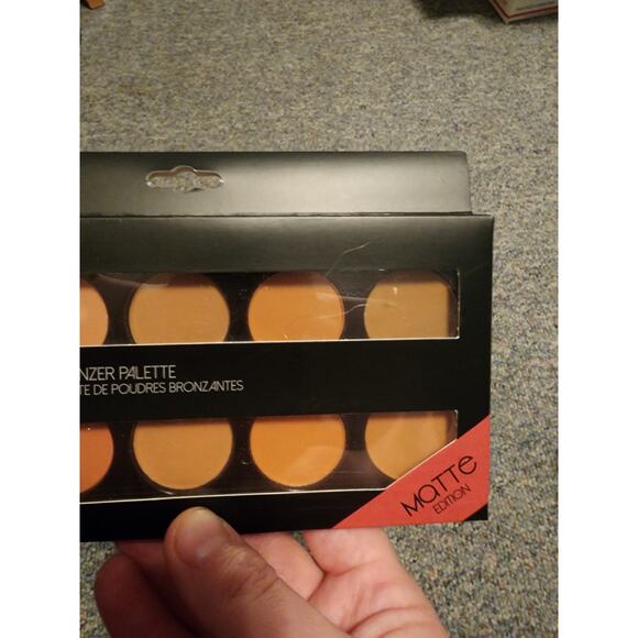 ProArtist Bronzer Palette Matte - Picture 3 of 4